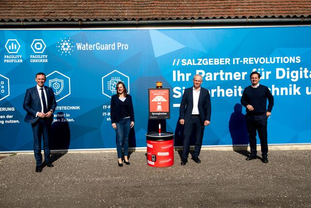 ochen Danninger, Elisabeth Lukas-Salzgeber und David Salzgeber, Wirtschaftsstadtrat Tulln Lucas Sobotka. | Foto: Imre Antal