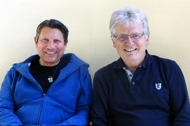 Wolfgang "Fifi" Pissecker und Gerhard Blaboll beim Plausch