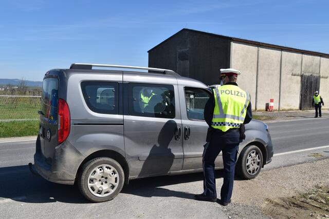 Bei der Kontrolle an der Ausfahrt L105 in Wieselburg