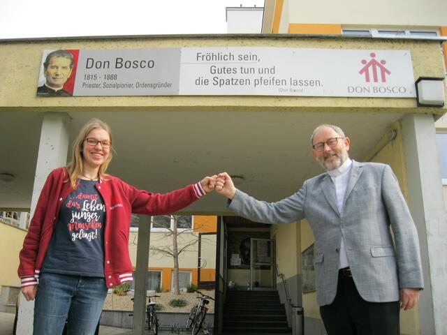 Saskia und Rudolf Osanger sammeln für Kinder in Not.