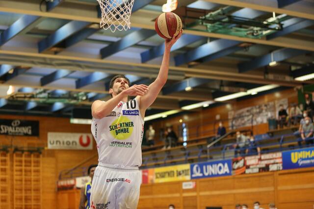 Toni Blazan von den Basket Swans Gmunden. | Foto: Kienesberger