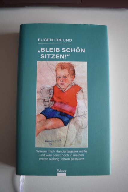 Das neue Buch von Eugen Freund mit dem Hundertwasser-Bild am Cover. Erschienen im Wieser Verlag, ISBN 978-3-99029-455-0