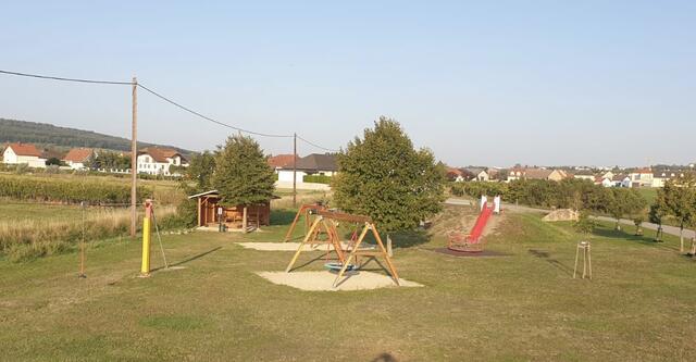 Spielplatz Eisbachgasse großhöflein