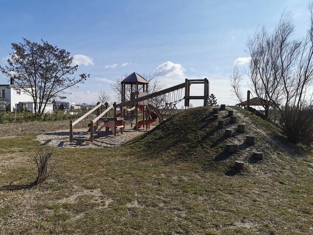 Spielplatz Mörbisch – neben dem Feuerwehrhaus