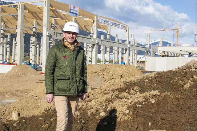 Lindner Recyclingtech-CFO Matthias Egarter vor der Baustelle | Foto: Lindner