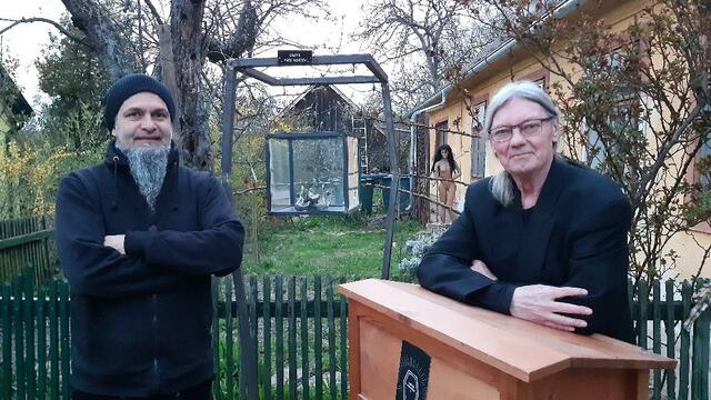 Künstler SEPTICWAG mit Autor Helmut Steiner.