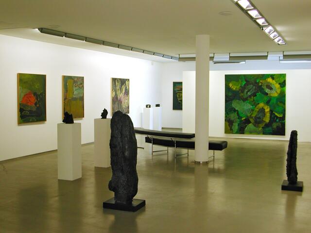 Paintings and Sculptures 28.01.2004 - 13.03.2004