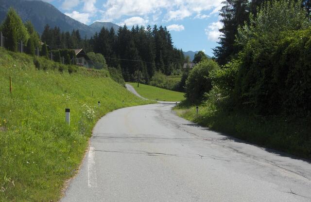 Im Rahmen der Straßenbauoffensive von Landesrat Gruber werden 195.000 Euro in den desolaten Abschnitt der L 25 Egger Straße investiert. | Foto: Land Kärnten/Abteilung 9
