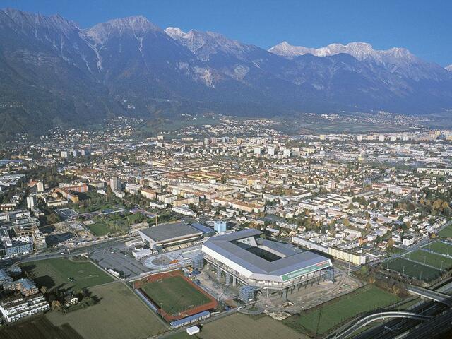Alles neu und aus Holz am Areal des Tivolistadions?