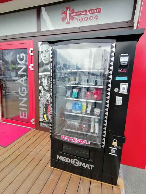 Der Mediomat ist der erste vollautomatische Erste-Hilfe Automat.