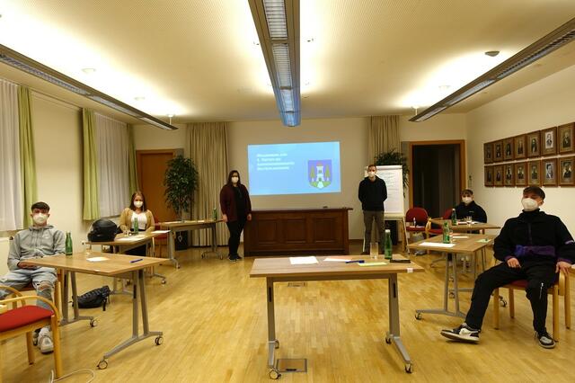 Die konstituierende Sitzung für den Jugendgemeinderat hat im Sitzungssaal in der Rathausgasse Deutschlandsberg stattgefunden.
