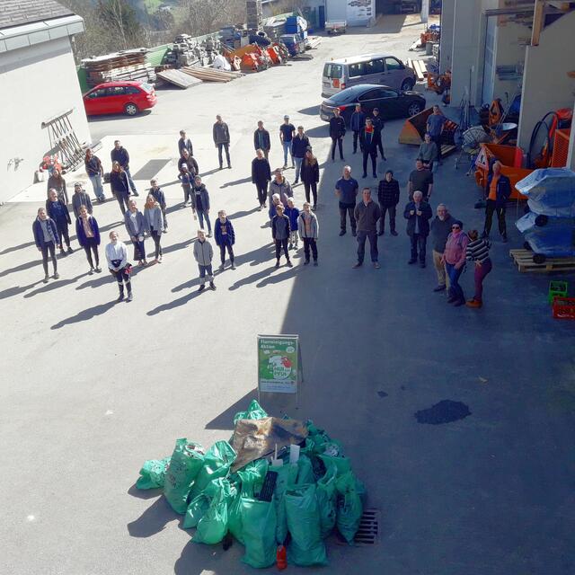 In der Gemeinde St. Veit wurden etwa 150 Kilogramm Müll gesammelt.