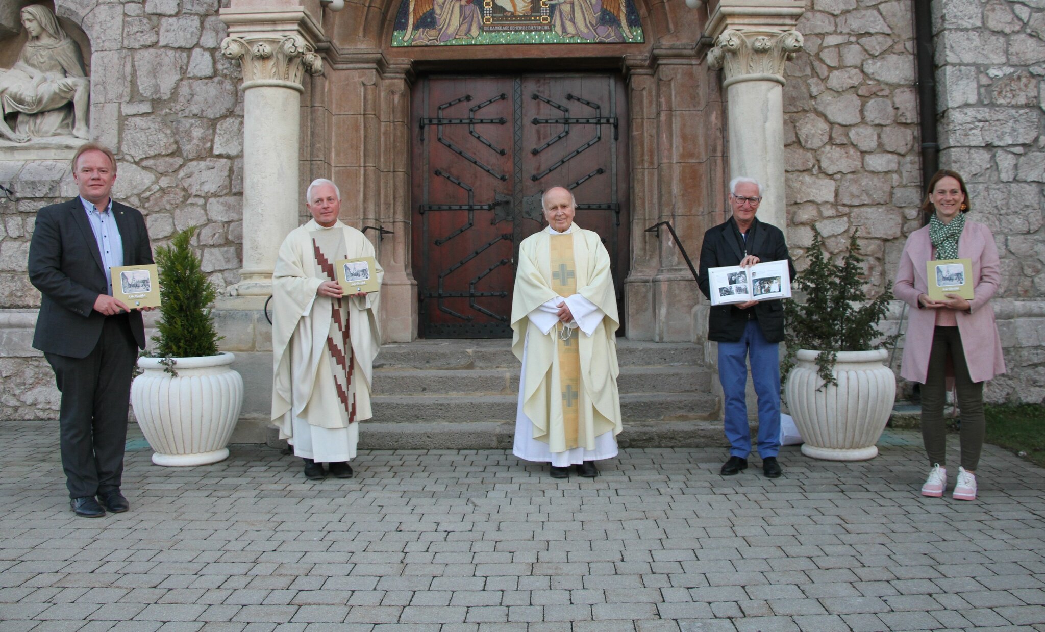 Chronik: "Gießhübl - Die Geschichte eines Ortes" - Mödling