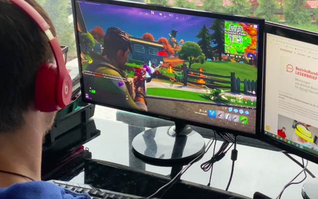 Fortnite zocken.