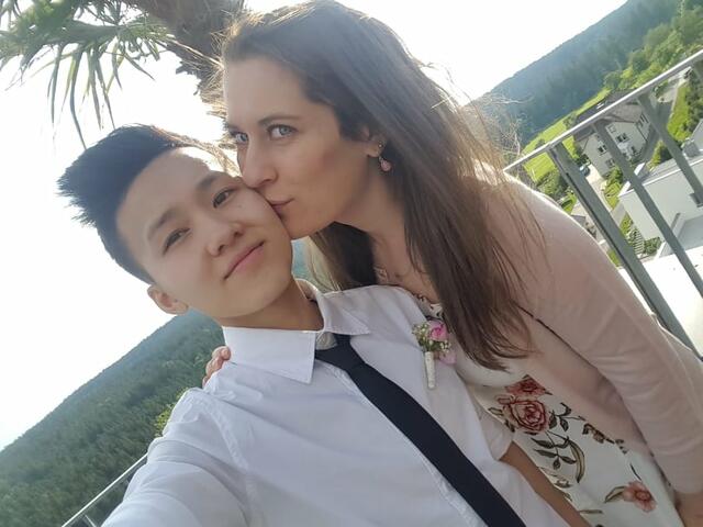 Anna Nguyen und Katharina Artner sind seit sieben Jahren ein glückliches Paar.