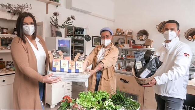 Landeshauptmann-Stellvertreterin Astrid Eisenkopf und der Klubobmann der SPÖ Robert Hergovich spendeten bereits Kaffee und Tee