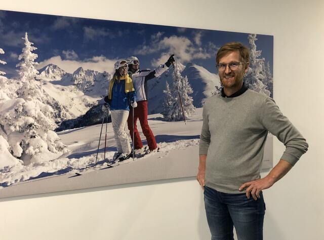 Peter Weichbold ist Geschäftsführer am Galsterberg. Trotz massiver Einbußen beim Skifahren blickt er auf die Wintersaison zufrieden zurück – den Skitourengehern sei Dank.  | Foto: Schneeberger