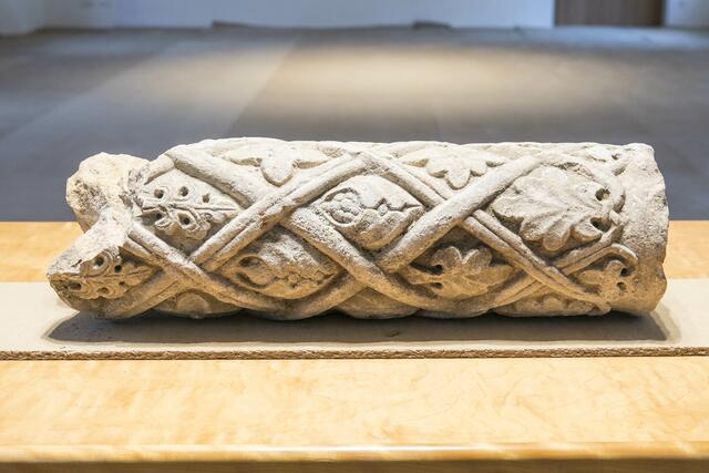 Archäologischer Fund: romanische Zier-Säule | Foto: Wildbild/Herbert Rohrer