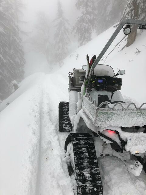 Mit einem Quad war die Bergrettung Eisenerz bei einer Suchaktion im Bereich des Hochblaser im Einsatz. | Foto: Bergrettung Eisenerz