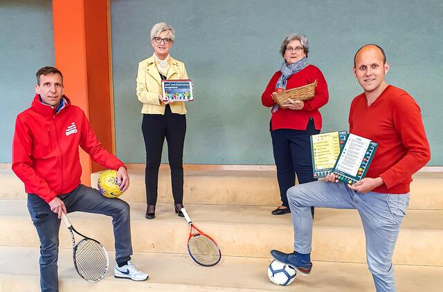 Informationsaustausch im Bezirk Oberwart: Bernd Frey (Standortleitung Großpetersdorf), SPÖ-Bildungssprecherin LA Doris Prohaska, Andrea Liebmann (Standortleitung Pinkafeld und administrative Leiterin), und Daniel Karacsonyi (Standortleitung Rechnitz und zuständig für die pädagogische Ausrichtung)