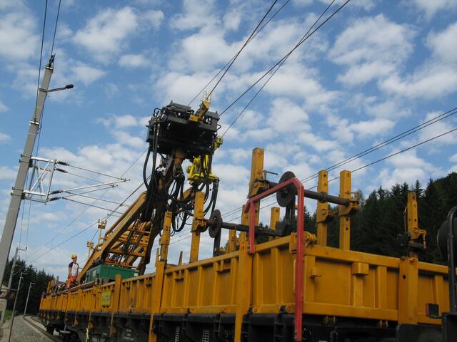 Ab 16. April bis zum 3. Mai gibt es einen Schienenersatzverkehr der Lilo vom Linzer Hauptbahnhof bis zum Bahnhof Leonding. Grund dafür sind Bauarbeiten für die Fertigstellung der neuen Haltestelle Untergaumberg. | Foto: ÖBB/Wallner