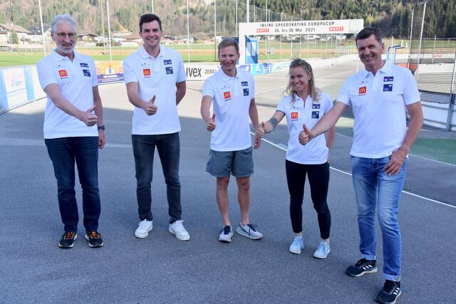 Trainerteam (von li.) - Hubert Opitz, Thomas Petutschnigg, Manuel Vogl, Nadja Oberschneider und Präsident Robert Petutschnigg. | Foto: SC Lattella Wörgl