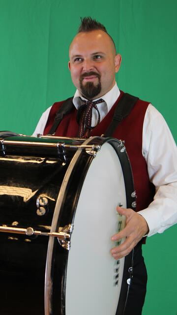 Die Musikerinnen und Musiker der Stadtkapelle Deutschlandsberg spielten die Stücke vor einem Greenscreen ein.  | Foto: Alois Reinprecht