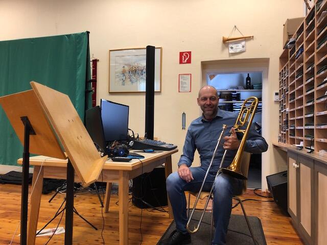 Gerhard Absenger, Kapellmeister der Stadtkapelle Deutschlandsberg, freut sich auf die Videopremiere am Tag der Blasmusik. 