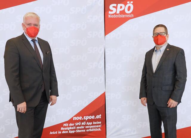 Aufschwungmilliarde mit LHStv. Franz Schnabl und SWV NÖ-Präsident Thomas Schaden  | Foto:  Herbert Käfer/SPÖ NÖ