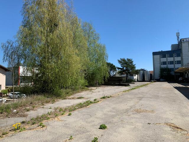 Fotos vor dem und vom Umbau des alten Milchtrockungswerks in Taufkirchen an der Pram zum Gewerbepark Pramtal | Foto: KS Immo