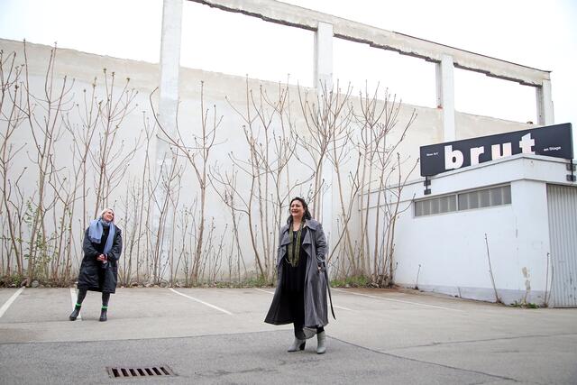 Freuen sich über die gelungene Kooperation von brut und Stadt Wien (v.l.): künstlerischen Leiterin von brut, Kira Kirsch und Kulturstadträtin Veronica Kaup-Hasler. | Foto: PID/ Martin Votava