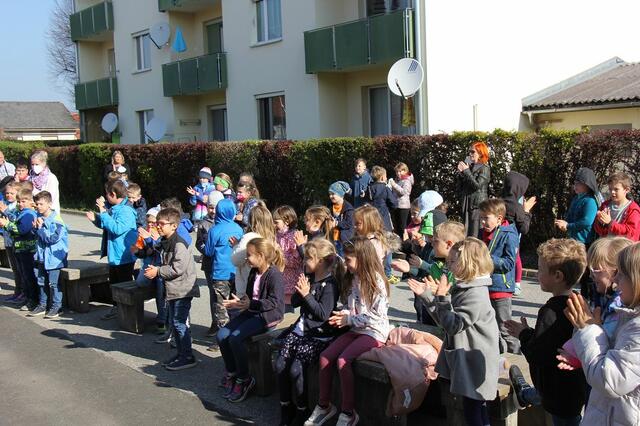 Die Mooskirchner Volksschüler waren bei der Präsentation dabei. | Foto: Wutte