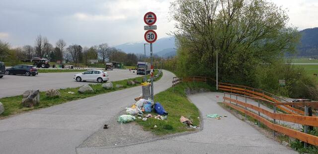Sauberes Innsbruck Lokalaugenschein: eine Sammelstelle ist kein großer Müllplatz.