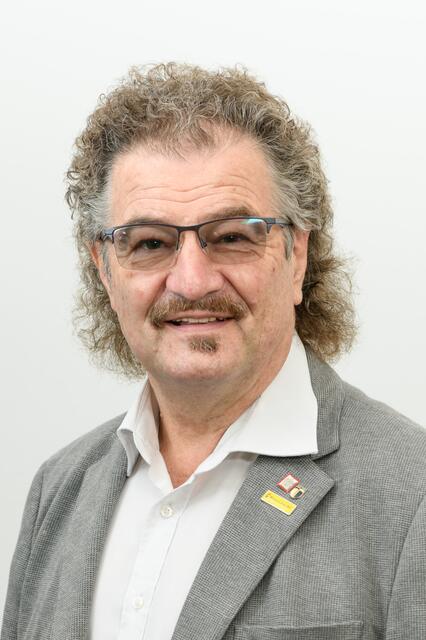 Josef Gokl engagiert sich neben dem Engagement im Trauner Gemeinderat nun als Bezirksobmann für die Bürgerlisten Oberösterreich. Hier kandidiert er auch als Landtagskandidat für den Bezirk Linz-Land.