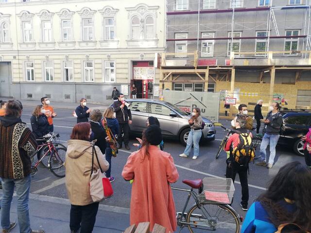 Platz für Wien: "Mehrzweckstreifen sind gefährlich!"
