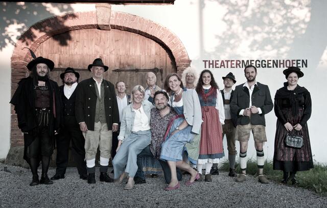 Das Team des Theaters Meggenhofen ist bereit für die neue Saison.  | Foto: Walter Huemer