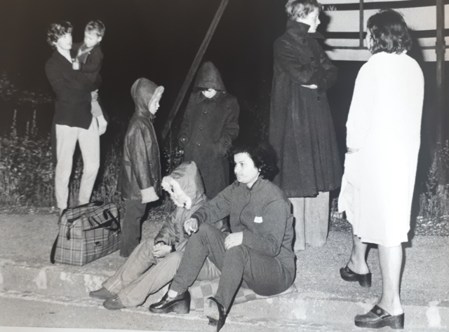 Vor allem Villacher, die in Hochhäusern wohnten, wollten nicht gleich wieder zurück ins Gebäude.