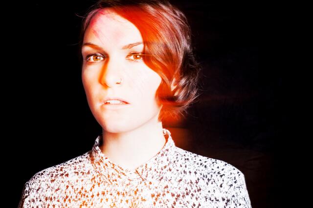 Die Rohrbacher Musikerin hat während des letzten Lockdowns ihre erste Single "Mercy" veröffentlicht.  | Foto: Litha