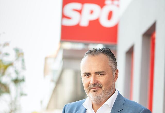 „Leistung muss sich lohnen – daher wird die SPÖ Burgenland weiter darauf drängen, dass der Mindestlohn von 1.700 Euro netto alle Wirtschaftsbereiche erreicht“, sagt LH Hans Peter Doskozil. | Foto: SPÖ