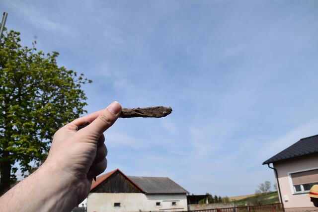 Pfeilspitze aus der Eisenzeit, die benutzt wurde. | Foto: Michael Strini