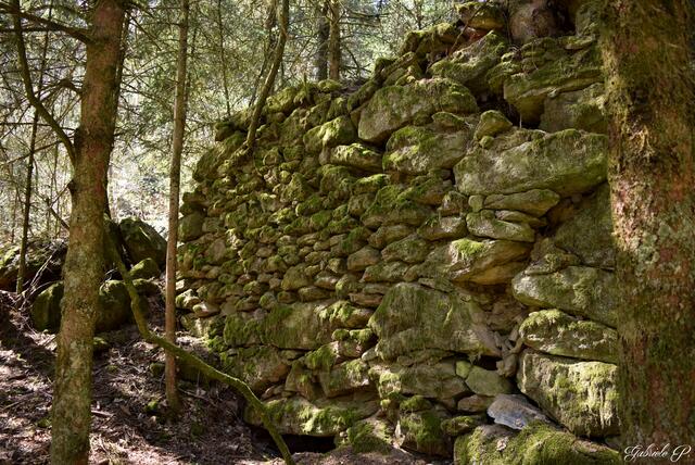 Gut gebaut und Zeichen einer vergangenen Zeit  | Foto: Gabriele P.