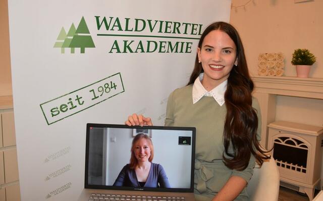 Geschäftsführerin Simone Brodesser beim Onlinevortrag