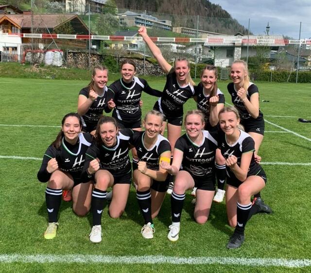 Die St. Veiter Faustball-Mannschaft startete mit einem 4:1-Heimsieg in die neue Saison der 2. Damenbundesliga. | Foto: Union Raiffeisen St. Veit