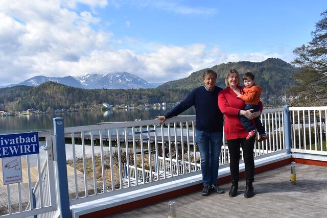 Drei Generationen der Hoteliersfamilie: Klaus Richler, Tochter Simone Richler-Pressinger und ihr Sohn Kristof | Foto: RMK