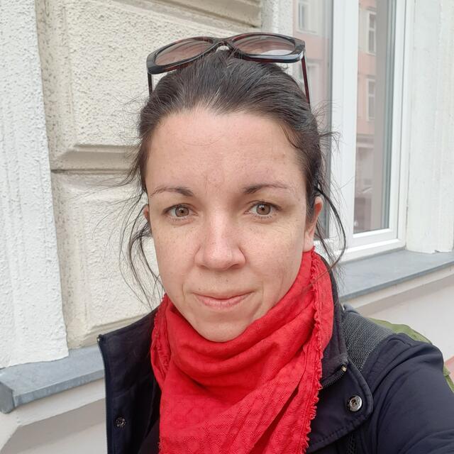 Neues Seelsorge-Angebot in der Glaubenskirche: "GEHspräche" mit Pfarrerin Anna Kampl
