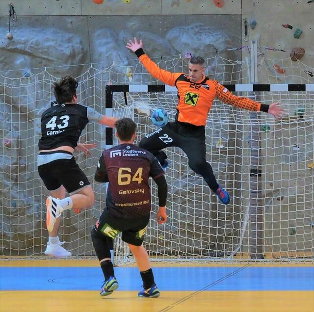 Zumindest zwei Mal heißt‘s jetzt Leoben gegen Atzgersdorf. | Foto: Handball Sportunion Leoben