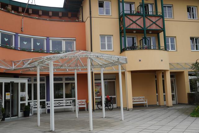 Das Seniorenzentrum St. Georg in Bergheim wird vom Hilfswerk Salzburg geführt.