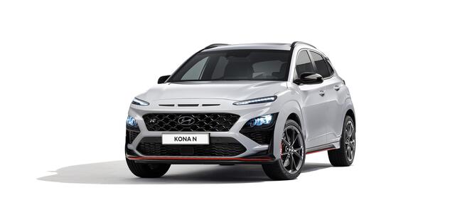 Der neue Hyundai Kona N wurde in der eigens für ihn entwickelten Farbe Sonic Blue gelauncht – mit den kontrastierenden rot-grau-schwarzen Designelementen ein eindrucksvoller Auftritt.