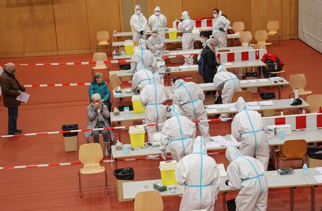 Das Land rechnet mit 750.000 Personen, die sich nach den Lockerungsschritten pro Woche testen lassen wollen, um mehr Freiheiten genießen zu können.
