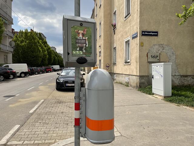 Der nächste Sackerlspender befindet sich bei der Werndlgasse/Ecke Lottgasse. | Foto: Brandl